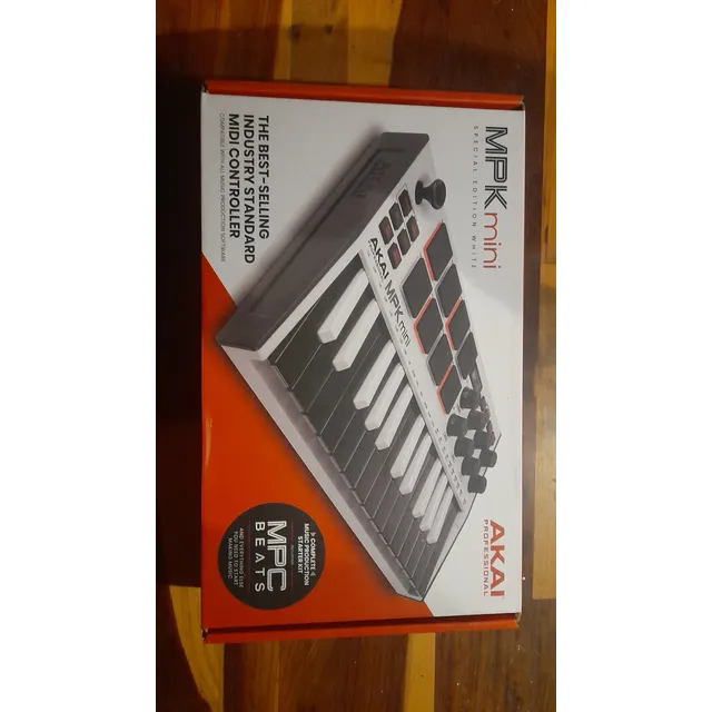 Controlador Midi Akai Mpk Mini Blanco Y Negro Blanco