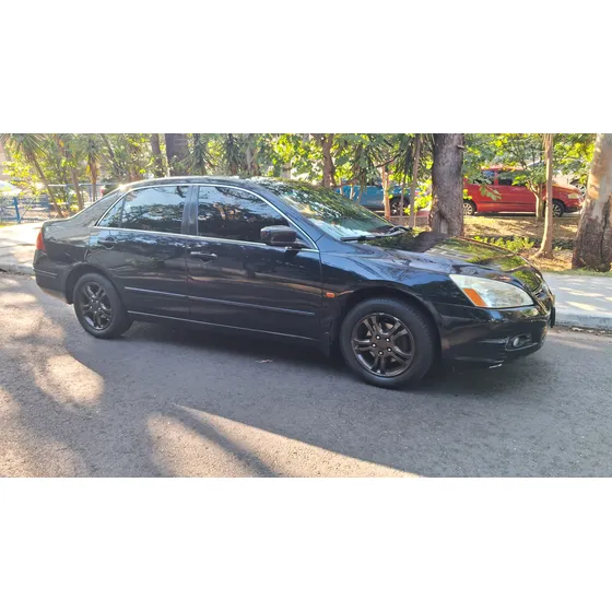 Honda Accord 2.0 Lx 4p