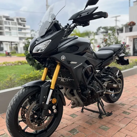 Mt 09 Tracer