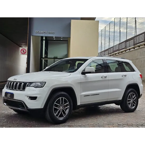 Jeep Grand Cherokee 3.6 Limited 286hp Techo + Llantas 18