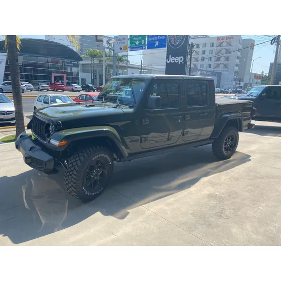 Jeep Gladiator Willys