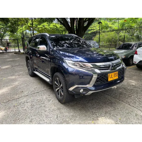 Mitsubishi Montero Sport 3.0