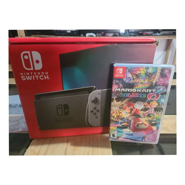 Nintendo Switch: + Mario Kart 8 Deluxe (físico)