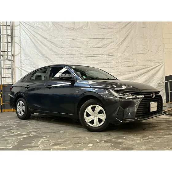 Toyota Yaris 1.5 Base Sedan Mt