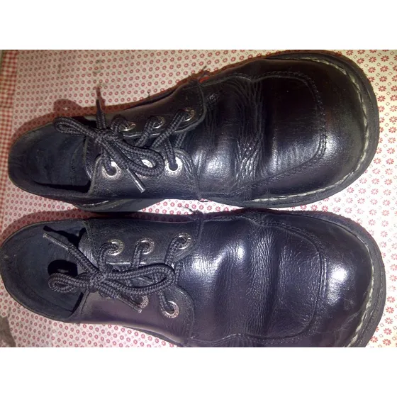 Zapatos Kikers Usados Talla 37