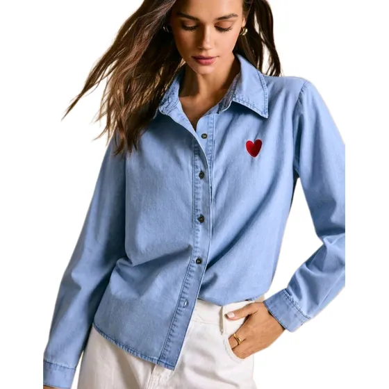 Camisa Denim Azul Con Corazón Para Dama