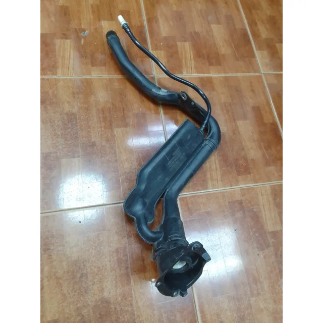 Tubo Bajante De Gasolina Renault Clio Ii