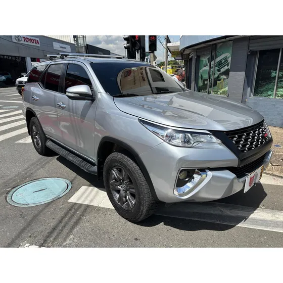 Toyota Fortuner 2.7l