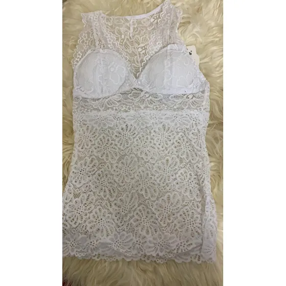 Polera  De Encaje De Flores Con Push Up