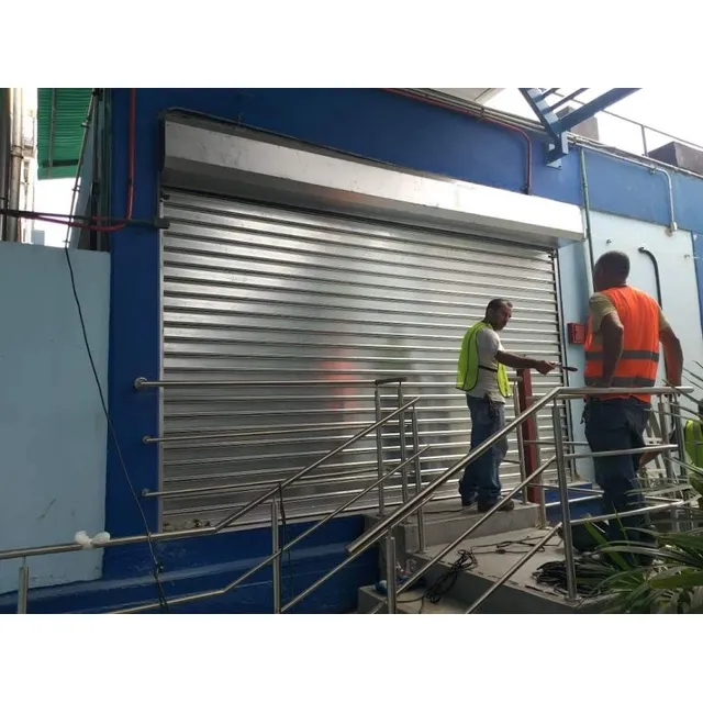Puerta Santa María Reparación Fabricación Emergencias