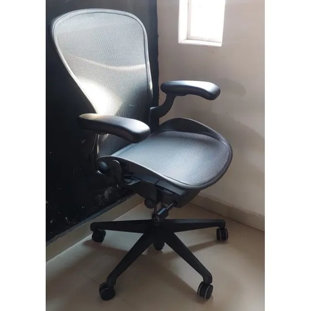 Silla Herman Miller New Aeron Clásica