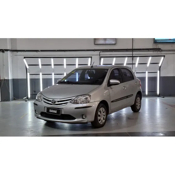 Toyota Etios 1.5 Xs