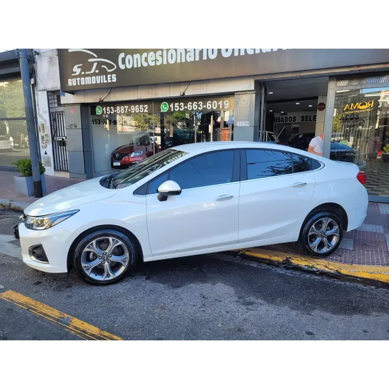 Chevrolet Cruze 1.4 Premier At Sedan
