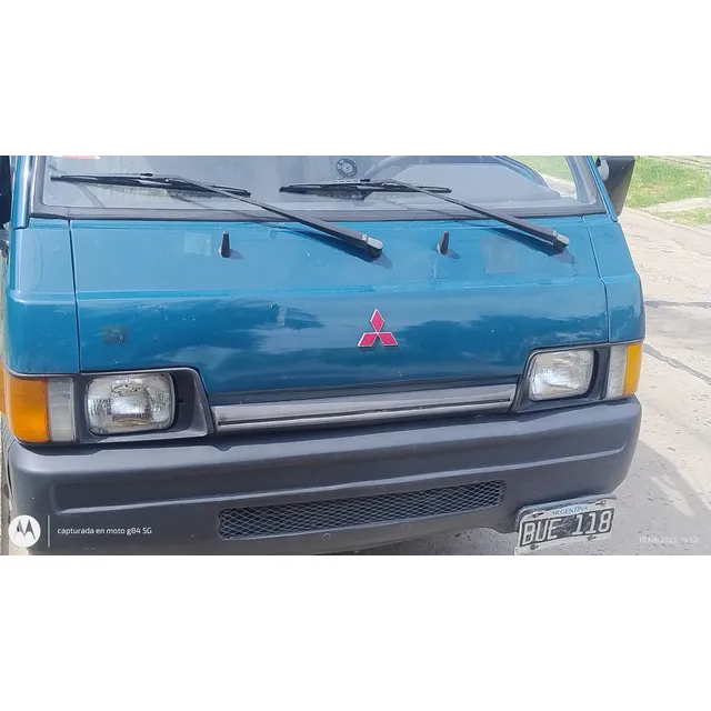 Mitsubishi L300 2.5 Minibus Dh