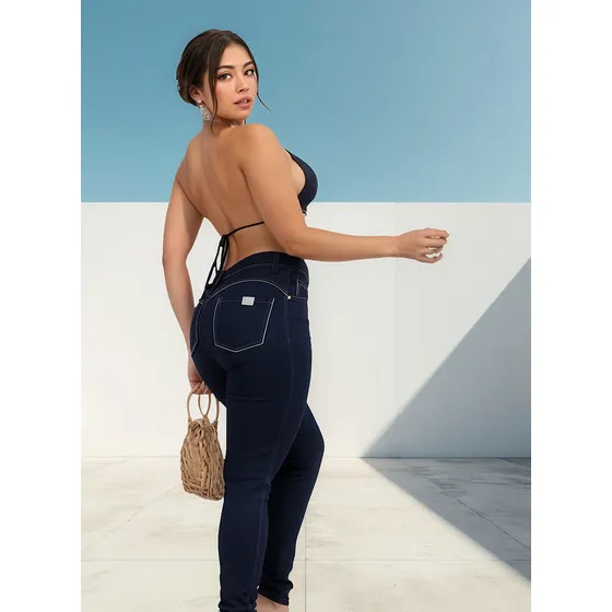 Calça Skinny Levanta Bumbum Preta C/ Lycra Do 36 Ao 44