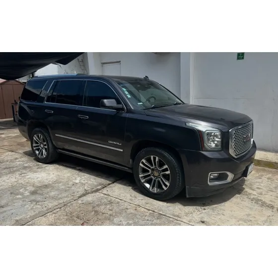 Gmc Yukon 6.2 Denali V8 8 Vel At