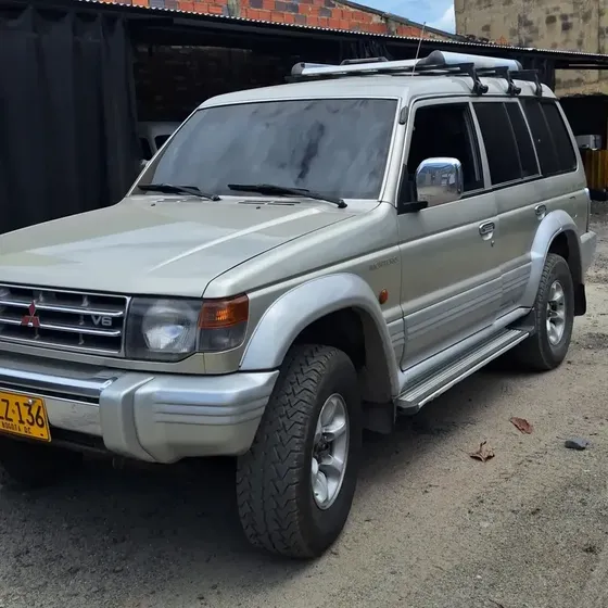 Mitsubishi Montero 2002 3.0 V43 Wagon