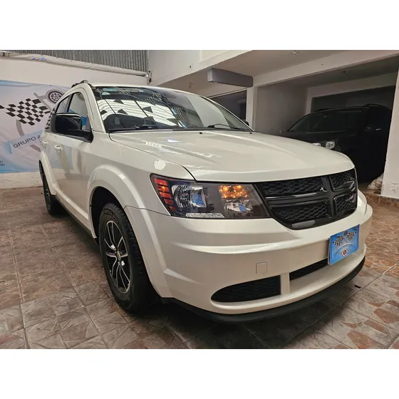 Dodge Journey 2.4 Se 7 Pasajeros At