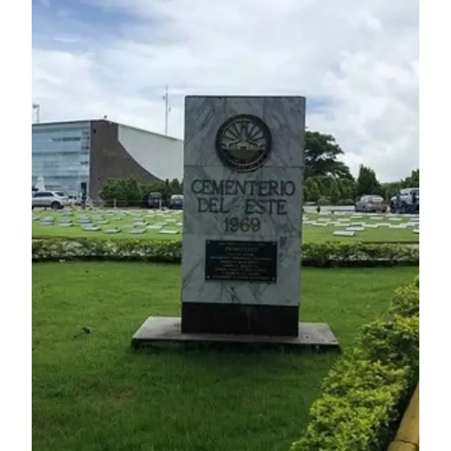 Parcela Cementerio Del Este