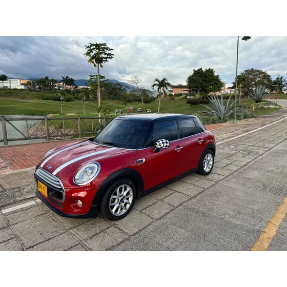 Mini Cooper 1.5 F55 Pepper
