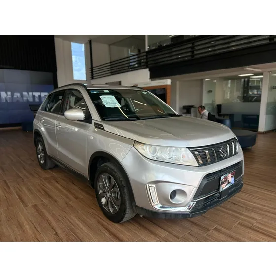 Suzuki Vitara 1.6 Gl At