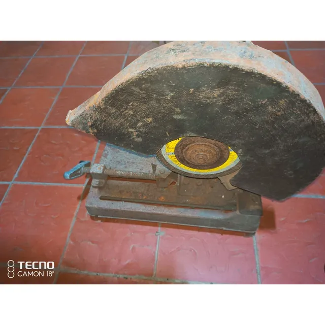 Tronzadora Makita
