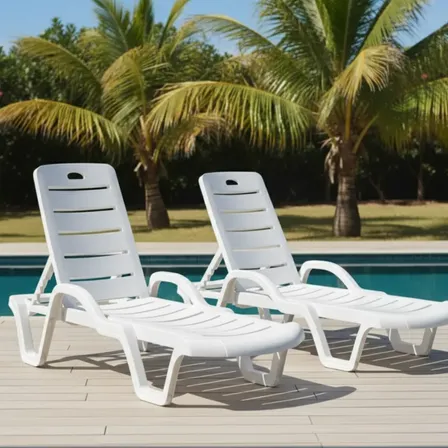 Kit 2 Espreguiçadeiras Branca Reclináveis Cadeira De Piscina