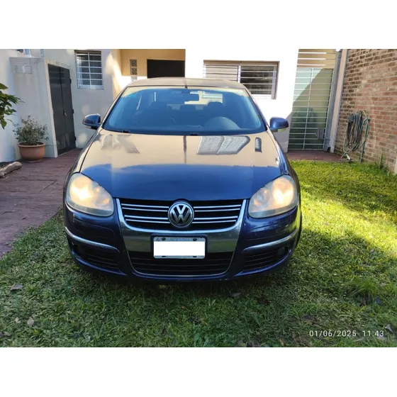 Volkswagen Vento 2.5 Luxury Wood Tiptronc 170cv