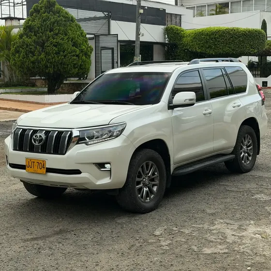 Toyota Land Cruiser 2017 3.0 Txl