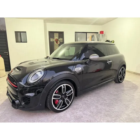 Mini John Cooper Works 2.0 Hot Chilli At