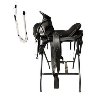 Silla Charra Para Caballo De Piel/s Cabezada De Borrega. Silla Charra Para Caballo De Piel/s Cabezada De Borrega.