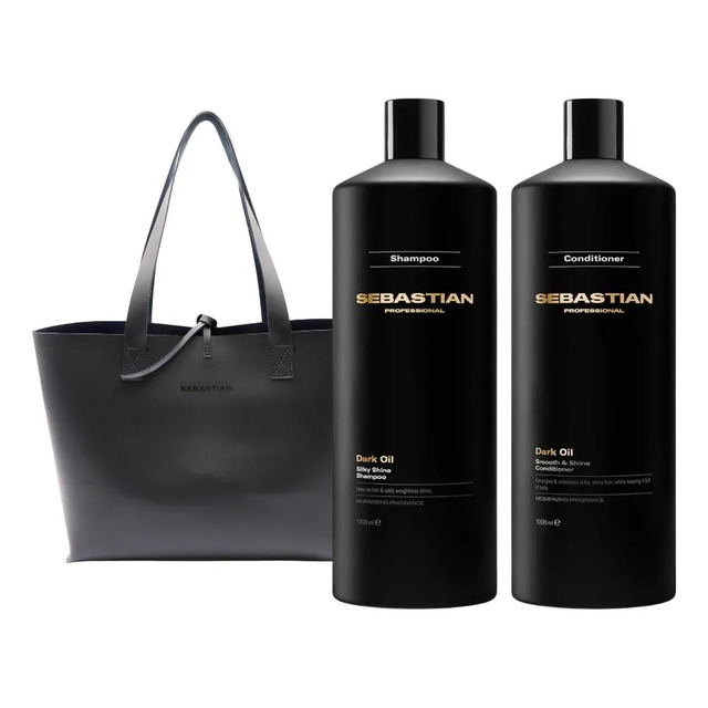 Kit contendo um frasco de shampoo Dark Oil de 1 litro, um frasco de condicionador Dark Oil de 1 litro e uma bolsa preta da marca Sebastian Professional.