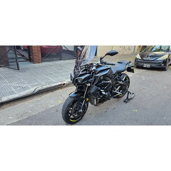 Yamaha Mt10 ( No Bmw S 1000 R, Honda Cb1000)