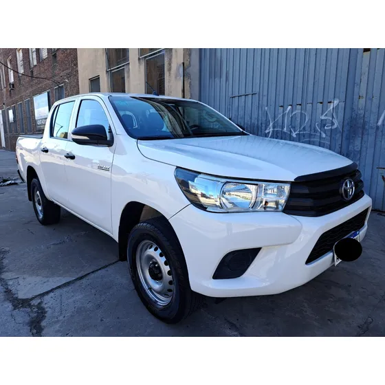 Toyota Hilux 2.4 Cd 150cv 4x2