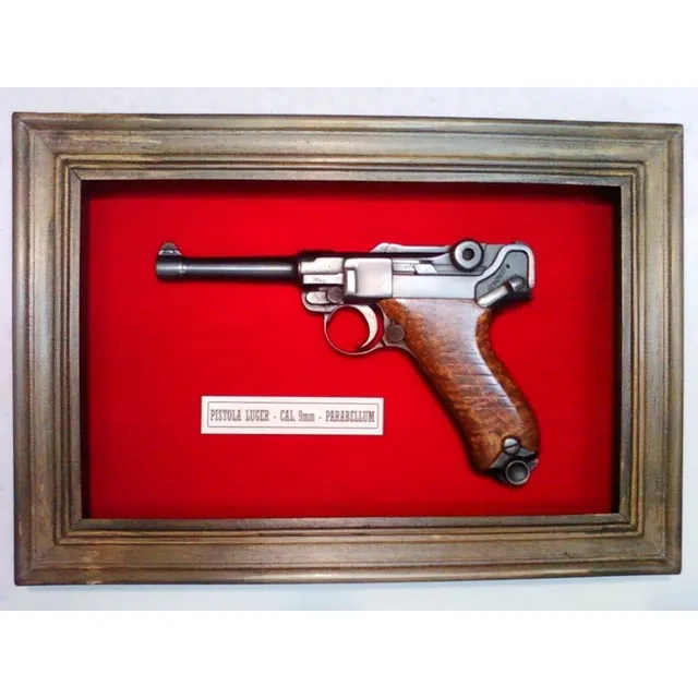 Réplica De Arma Em Resina Luger P.08 (quadro Decorativo)