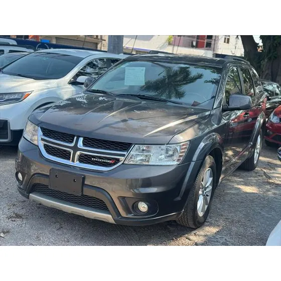 Dodge Journey 2.4 Sxt 7 Pasajeros At