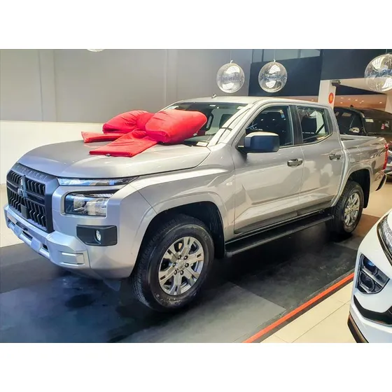 Mitsubishi Triton 2.4 Biturbo Diesel Cd Gls 4x4 Automático