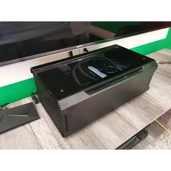 Gabinete Evolv Shift Phanteks Mini Itx