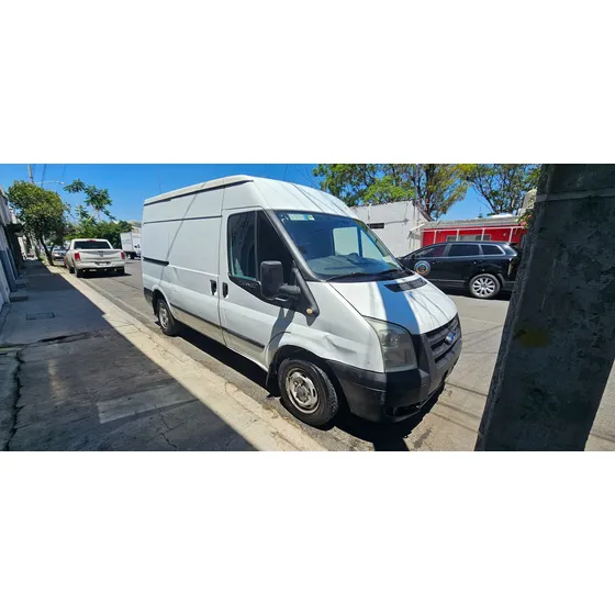 Ford Transit 2.2 Van Larga Techo Alto Aa Custom Mt