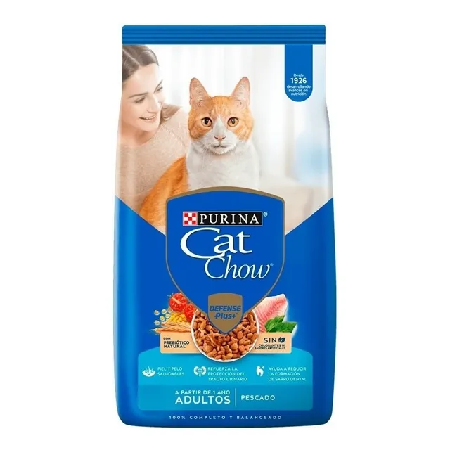 Alimento Cat Chow Defense Plus para gato Purina Cat Chow adulto para gato adulto de raza mediana sabor pescado de 3 kg
