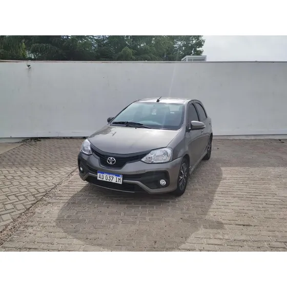 Toyota Etios 1.5 5p Xls 6mt