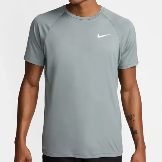 Polera Nike Essential Short Sleeve Hydroguard Gris Hombre
