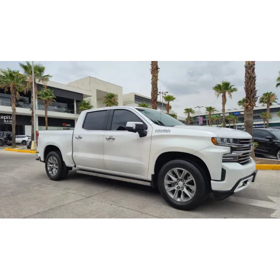 Chevrolet Cheyenne 6.2 2500 Doble Cab High Country 4x4 At