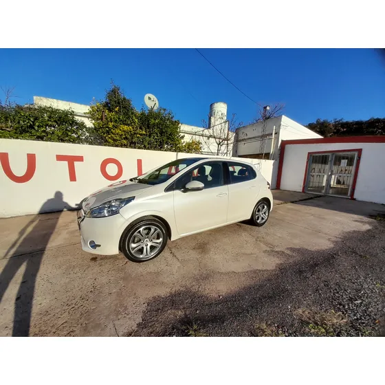 Peugeot 208 1.6 Feline Pack Cuir