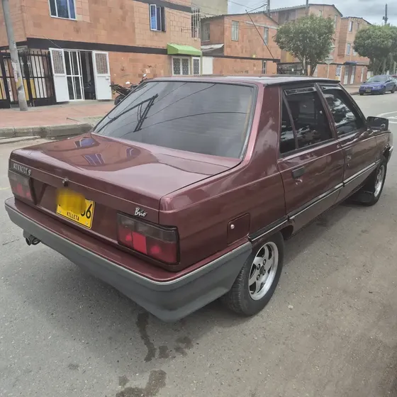 Renault R9 1995 Brio