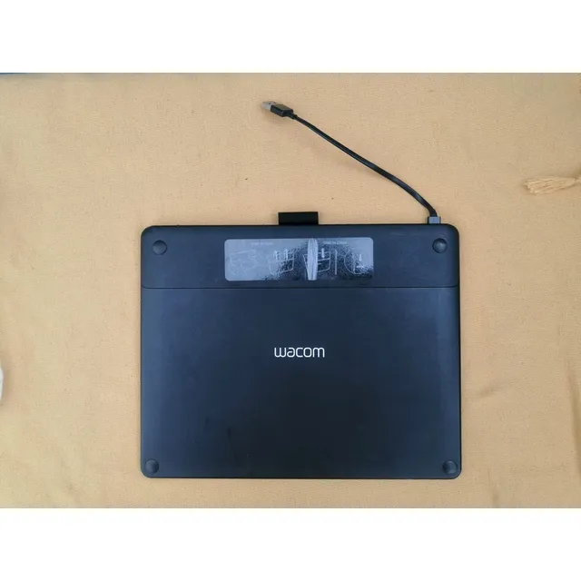 Tableta Digitalizadora Wacom Intuos Ctl4100 Con Pen