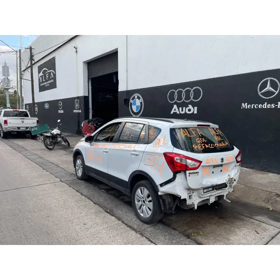 Suzuki S-cross 2016 Normal Gl St Piel. Desarme De Asegurador