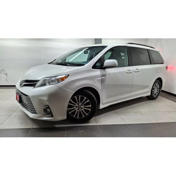 Toyota Sienna 3.5 Xle At