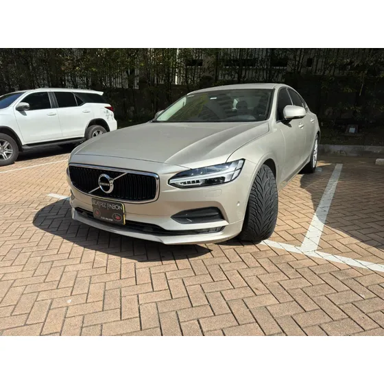 Volvo S90 T5