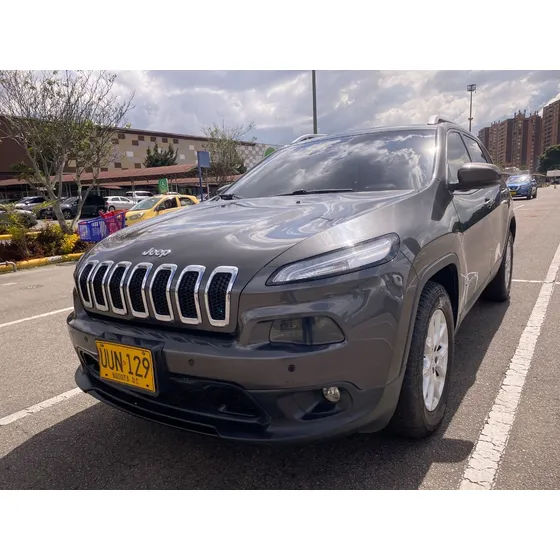Jeep Cherokee 3.2 Longitude